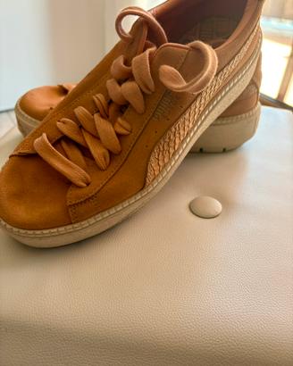 PUMA Suede