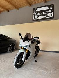 Ducati Supersport 950s