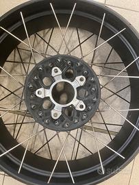 Cerchi a raggi per bmw 1200 e 1250