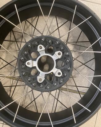 Cerchi a raggi per bmw 1200 e 1250
