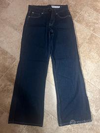 pantaloni jeans