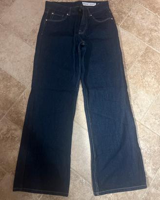 pantaloni jeans