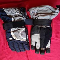 Guanti snowboard con salvapolso estraibile