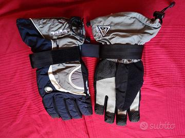 Guanti snowboard con salvapolso estraibile