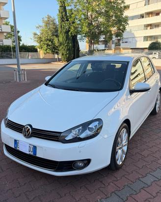 Volkswagen Golf 2.0 TDI Highline *KM 29.000*LED