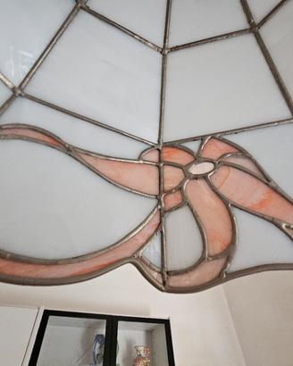 lampadario stile tiffany in vetro legato a piombo
