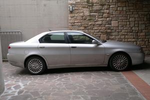 ALFA 166 JTDm 2,4 exclusive full optinal