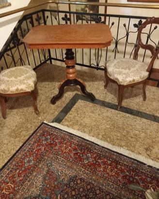 Tavolo rolino con poltroncine