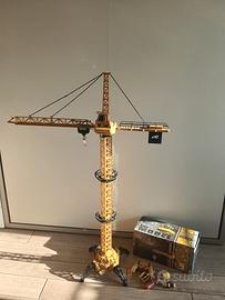 gru telecomandata giocattolo 