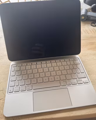 Apple iPad Pro 11” M4 – 1TB Wi-Fi + Magic Keyboard