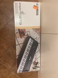 Yamaha PSR-E273