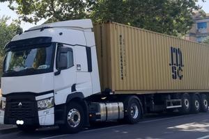 Renault T 460 + Broshuis