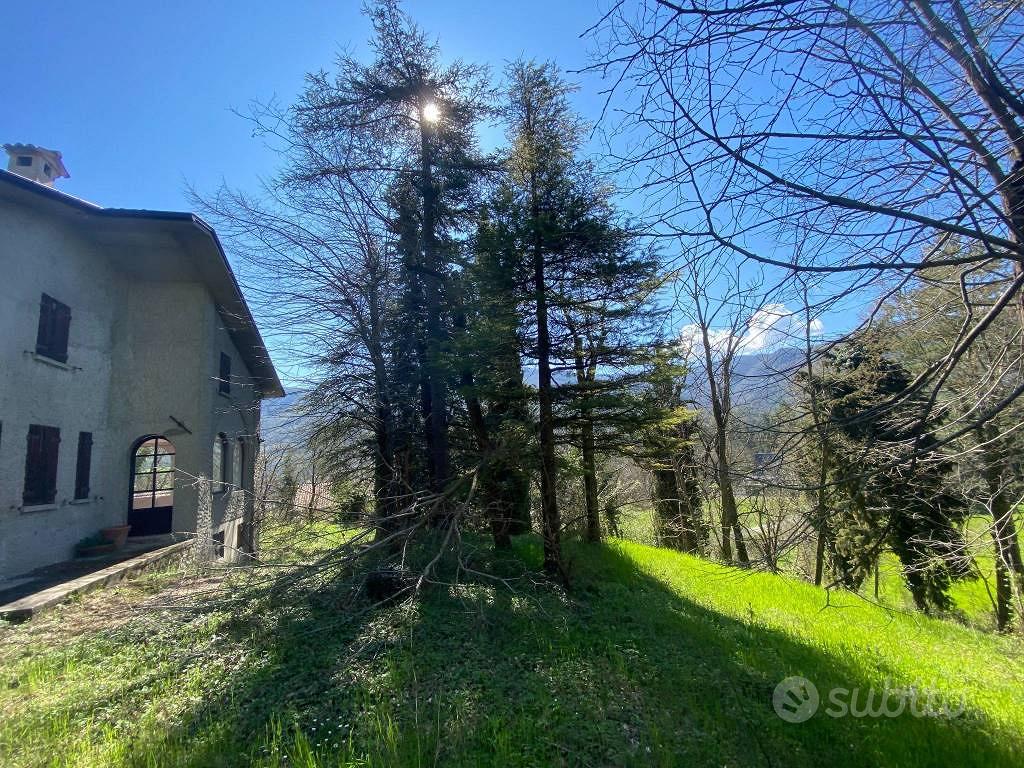 Rustico / Casale di 350 m² con più di 5 locali e b - Vista 6