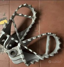 Pedane e pastiglie ktm