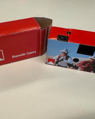 Fotocamera usa e getta Malboro vintage