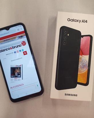 Due Samsung A14 Perfetto\ e  A32 creppato (rotto)