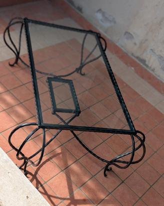 tavolo in ferro battuto e vetro