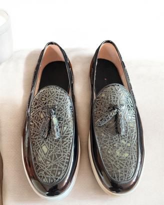 Scarpe eleganti uomo nuove taglia 42 nere lucide