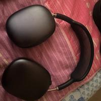 Cuffie Apple air pods max nere