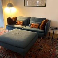 Divano 3 posti con poggiapiedi