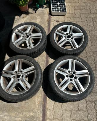 Cerchi più gomme invernali