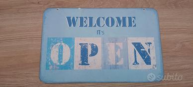 Targhetta in ferro “Open/Close” – Maison du Monde