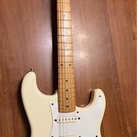 FENDER STRATOCASTER JAPAN 1996
