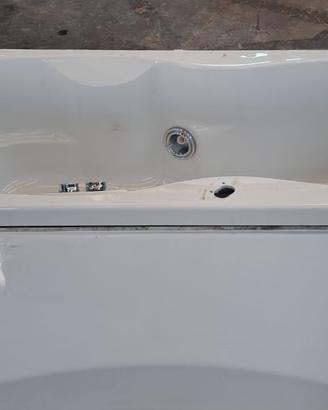 VASCA IDROMASSAGGIO  JACUZZI
