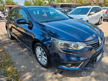 Renault Megane Mégane Sporter dCi 8V 110 CV EDC En