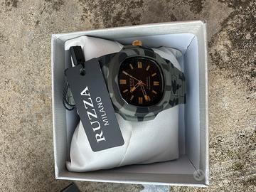 Ruzza watch