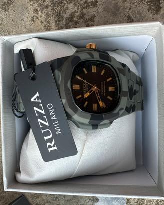 Ruzza watch