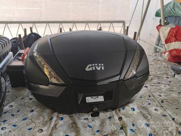 Bauletto Moto Givi V47 Tech Monokey 