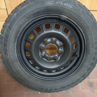 Cerchi 4 fori e pneumatici da neve 165/65 R13 77T