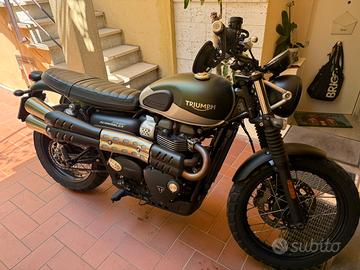 Triumph street scrambler