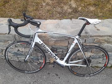 bici da corsa bianchi carbonio 