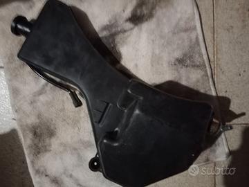 Serbatoio olio miscelatore vespa cosa 1