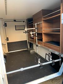 Bike carrier per garage camper