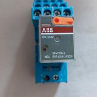 Relè ABB 230Vac con zoccolo, 4 contatti NO/NC