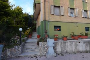 Quadrilocale abitabile arredato