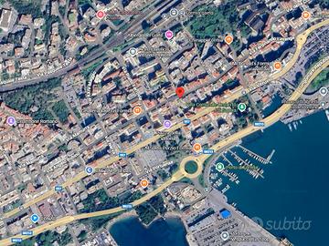 Negozio ristrutturato