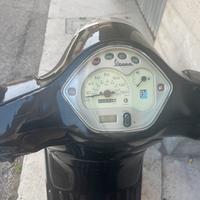 Vespa lx 125 ie