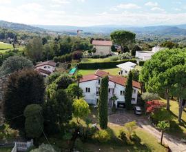 Villa in posizione dominante