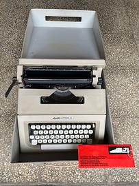 Macchina da scrivere Olivetti 25