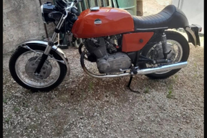 Laverda 750