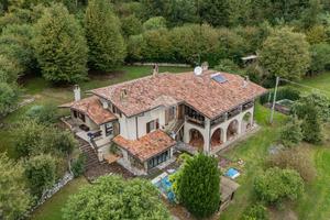 VILLA SINGOLA A BOTTICINO