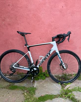 Bici da corsa in carbonio