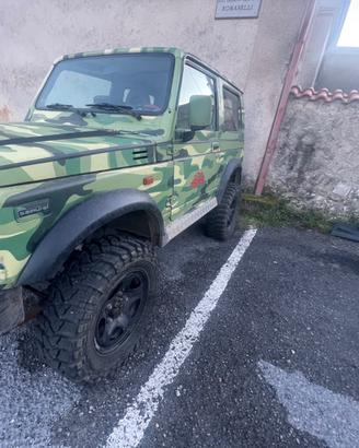 Suzuki samurai