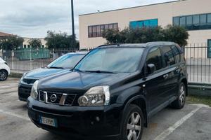 Nissan xtrail 4x4 170 CV full optional