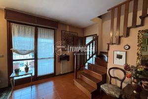 Attico bilivello di pregio con terrazzo e box !!