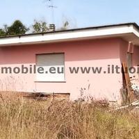 Latina: Villa Singola di 166 mq + Terreno 5880 mq